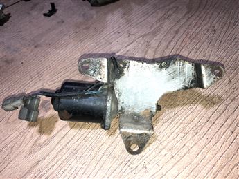 Kia Besta 1993-1998 Arka Cam Silecek Motoru