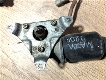 Kia Besta E2200 1990-1996 Ön Cam Silecek Motoru