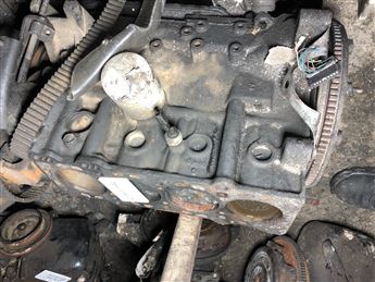 Kia Capital 1.8 Çıkma Yarım Motor