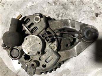 Kia Pride 1999-2001 (KK15018300) Çıkma Şarj Dinamosu