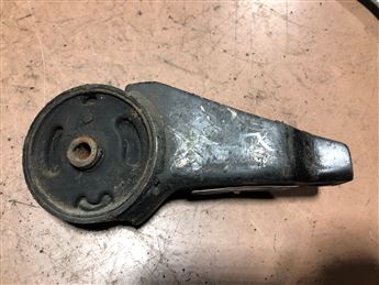 Kia Pride Festiva Sağ Motor Takozu Bağlantı Ayağı (D002-39-060)