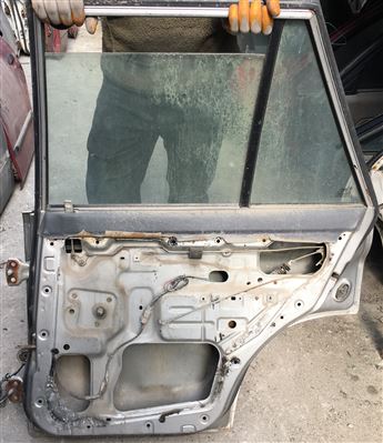 Kia Pride Sağ Arka Kapı