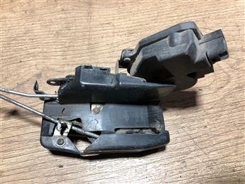 Kia Rio 2002-2006 Sağ Ön Kapı Kilidi