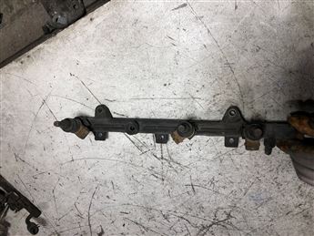 Kia Shuma Rio 1.5-1.6 2002-2006 Enjektör Kütüğü OK30E13150