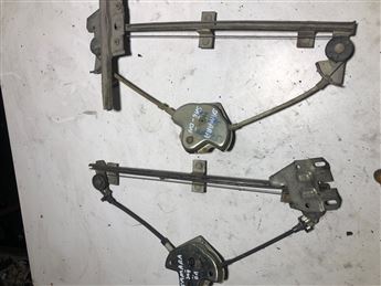 Lada Samara Sağ Ön Kapı Manuel Cam Krikosu