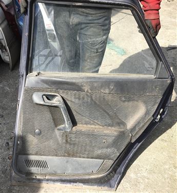 Lada Vega Sağ Arka Kapı