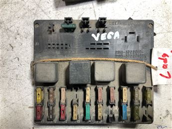 Lada Vega Sigorta Kutusu