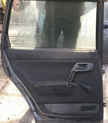 Lada Vega Sol Arka Kapı