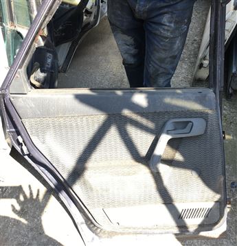 Lada Vega Sol Arka Kapı