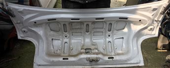 Mazda 121 Çıkma Bagaj Kapağı