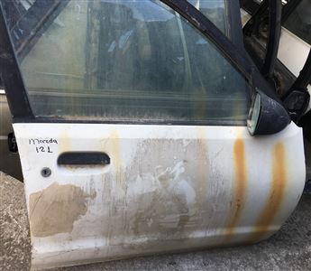 Mazda 121 Sağ Ön Kapı