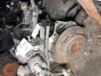 Mazda 323 1.6 16V Karbüratörlü Komple Motor