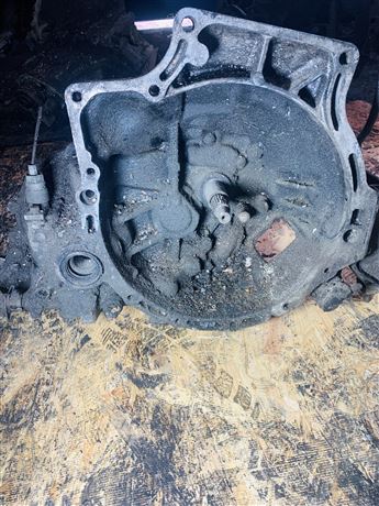 Mazda 323 1.6 Çıkma Şanzıman