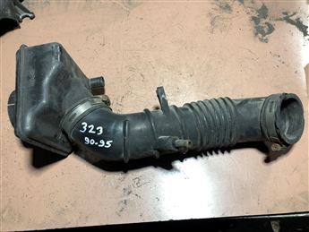 Mazda 323 1990-1995 Hava Filtre Rezonatörü ve Bağlantı Borusu