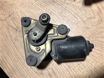 Mazda 323 1990-1998 Ön Cam Silecek Motoru (2)