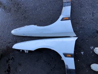 Mazda 323 1994 HB Sağ Ön Çamurluk