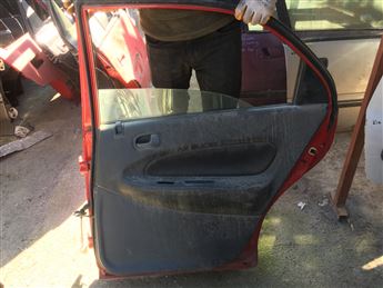 Mazda 323 Sedan 1997-2001 Sağ Arka Kapı