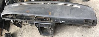 Mazda 323 Sedan Göğüslük Torpido