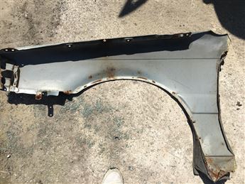 Mazda 626 1983-1992 Sağ Ön Çamurluk