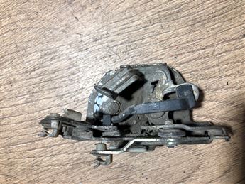 Mazda 626 1987-1991 Sol Arka Kapı Kilidi