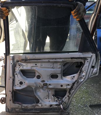 Mazda 626 1990-1993 Sağ Arka Kapı