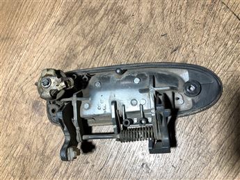 Mazda 626 1992-97 Sağ Ön Dış Açma Kolu