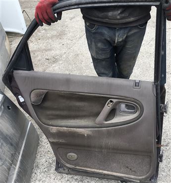 Mazda 626 1993-1998 Sol Arka Kapı