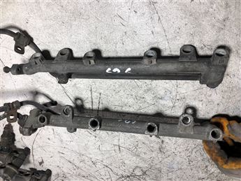 Mazda 626 2.0 1990-1995 Enjektör Kütüğü