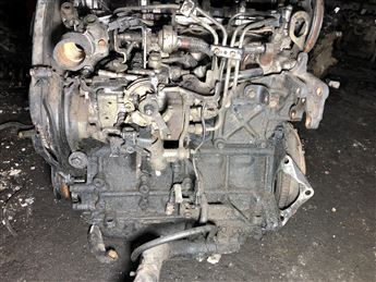 Mazda 626 2.0 Çıkma Mazot Pompası