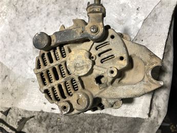 Mazda 626 2.0i GLX 1987-1991 Çıkma Şarj Dinamosu