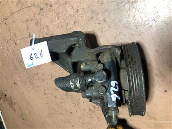 Mazda 626 GD 1988-1992 Hidrolik Direksiyon Pompası (G211 32 600D)