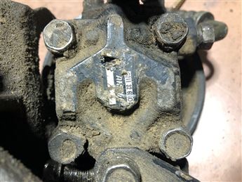 Mazda 626 GD 1988-1992 Hidrolik Direksiyon Pompası (G211 32 600D)