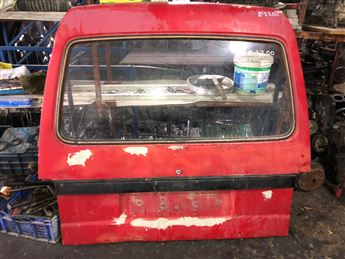 Mazda E2200 Çıkma Bagaj Kapağı