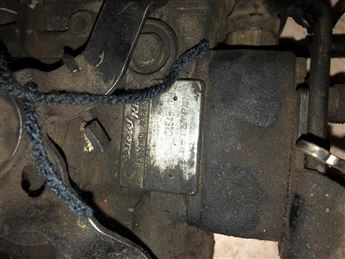 Mazda E2200 B2200 Besta 2.2 1993-2003 Mazot Pompası (104648-0154)