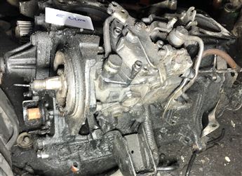 Mazda E2200 Çıkma Mazot Pompası