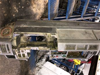 Mazda E2200 Göğüslük (2)