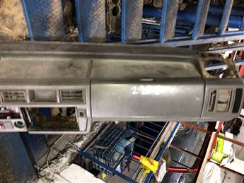 Mazda E2200 Göğüslük (3)