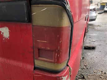 Mazda E2200 Sağ Arka Stop Lambası