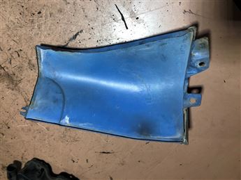 Mazda E2200 Sağ Çamurluk