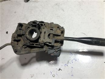 Mazda E2200 Sinyal Silecek Kolu