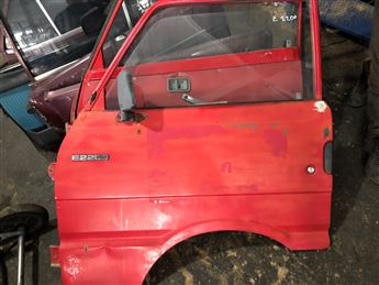 Mazda E2200 Çıkma Sol Ön Kapı