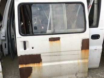 Mazda E2200 Sol Sürgülü Kapı