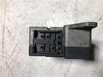 Mercedes 190 w201 Airbag Sensörü 0285001060