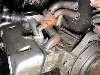 Mercedes 200 Benzinli Çıkma Komple Motor