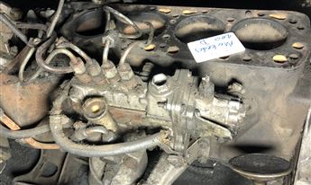 Mercedes 200 D Mozot Pompasıc