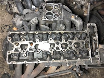 Mercedes 280 W114-W123-W126 (m110) Benzinli Silindir Kapağı