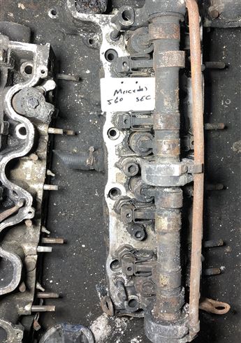 Mercedes 560 SEC Çıkma Motor Silindir Kapağı