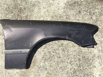 Mercedes C 180 1994 Sağ Ön Çamurluk