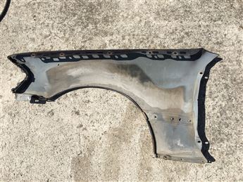 Mercedes C 180 1994 Sağ Ön Çamurluk