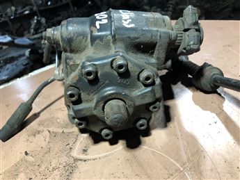 Mercedes C-Class W202 Hidrolik Direksiyon Pompası